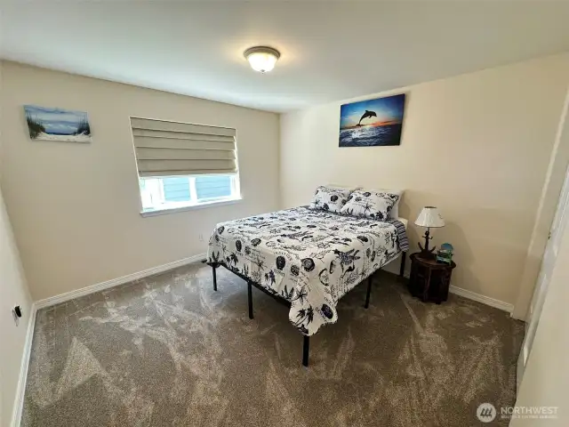 2nd bedroom