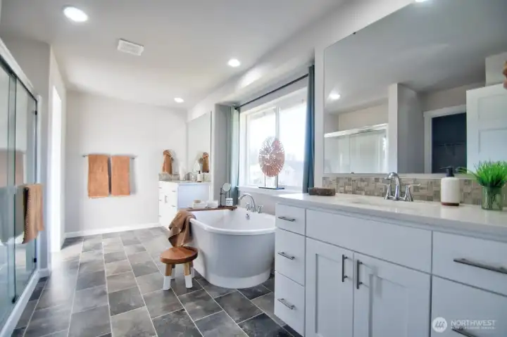 PRIMARY FULL BATH