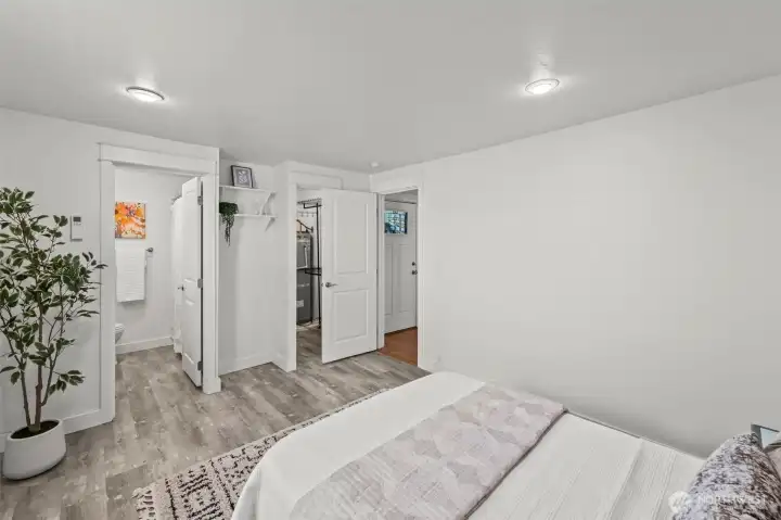 Primary bedroom with bathroom+closet view