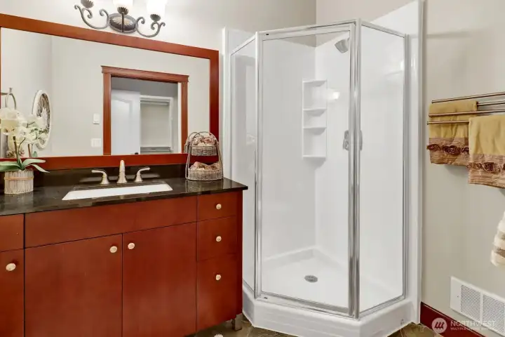 Plus plenty of room for the morning rush!