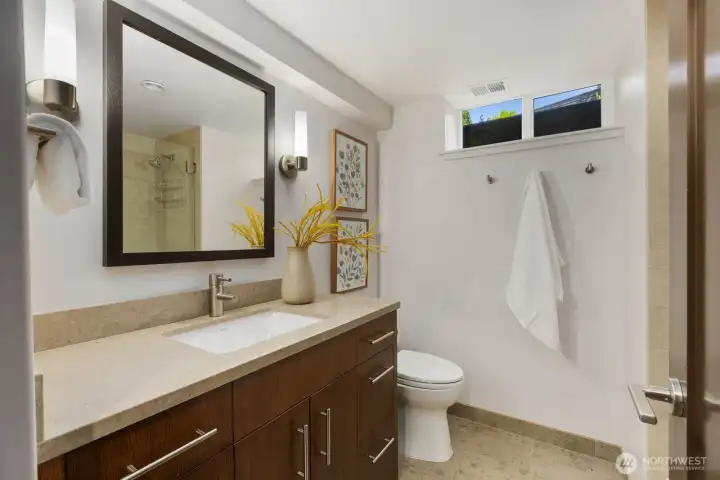 Downstairs full bathroom