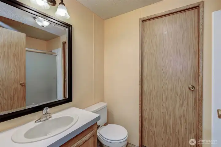 Main bathroom Main bathroom