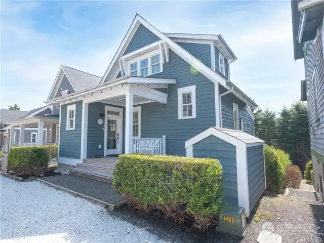 Welcome to 'Seaside Retreat' in the Mill District! This lovely cottage nestles up next to a large green space on Elk Creek and offers a beautiful territorial view to the South.