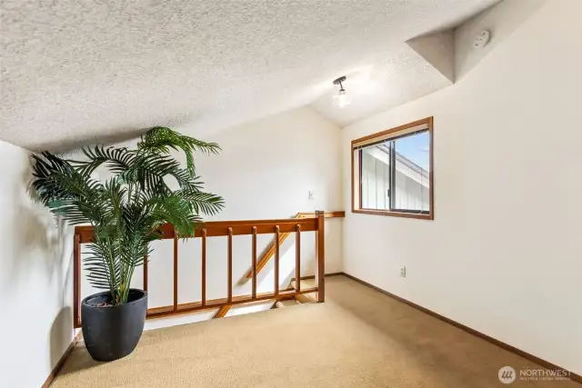 3rd floor Loft