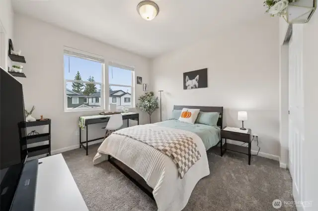 Bedroom 2/ junior suite