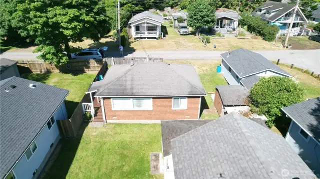 2 bed, 1 bath 599 sq. feet