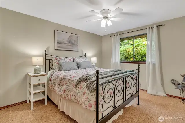 Guest bedroom