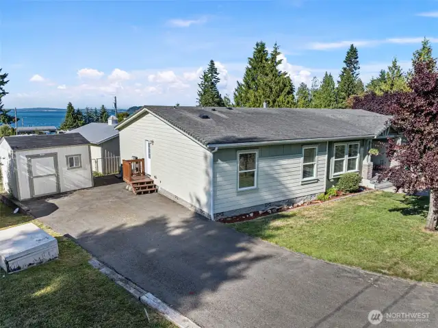 1st driveway with outbuilding