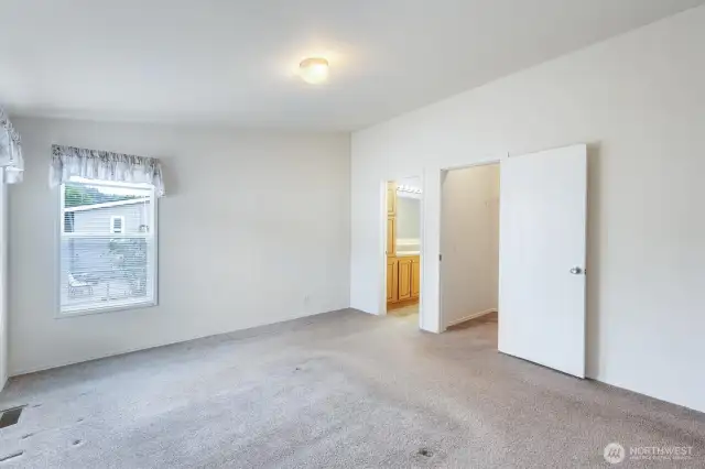 Primary with walk in closet
