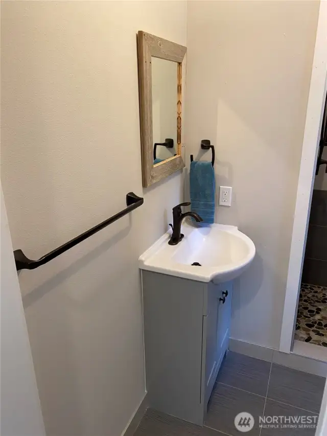 DADU Bathroom Sink & Custom Barnwood Mirror