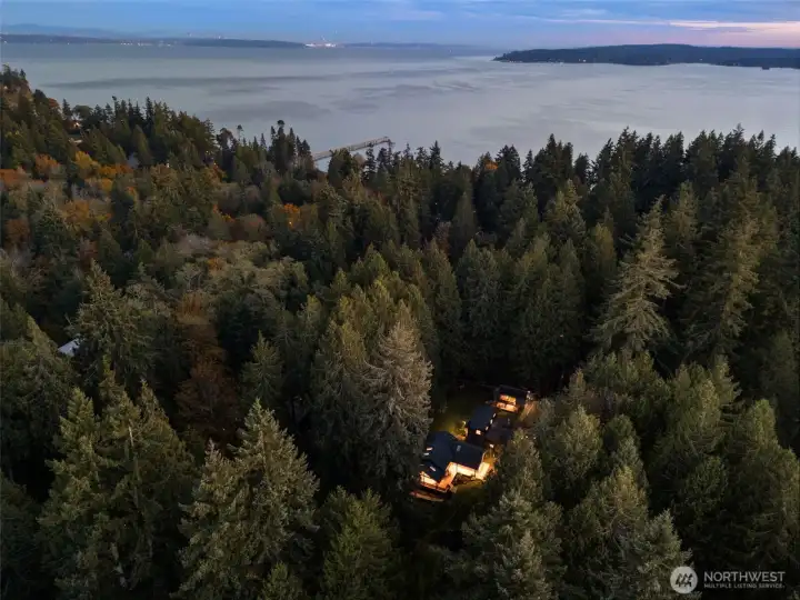 Walk to multiple Beach Accesses!