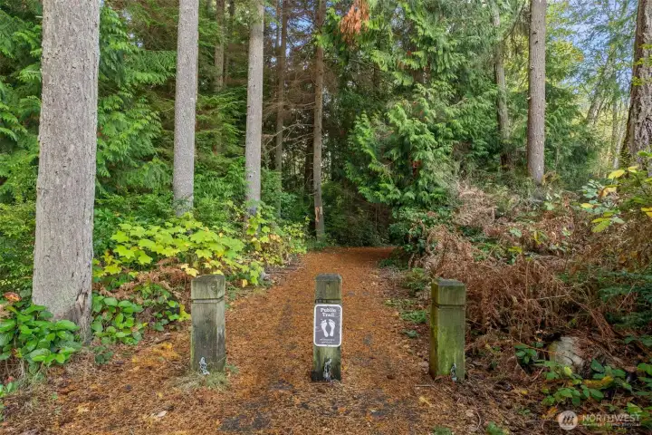 Close to White Horse Trail!