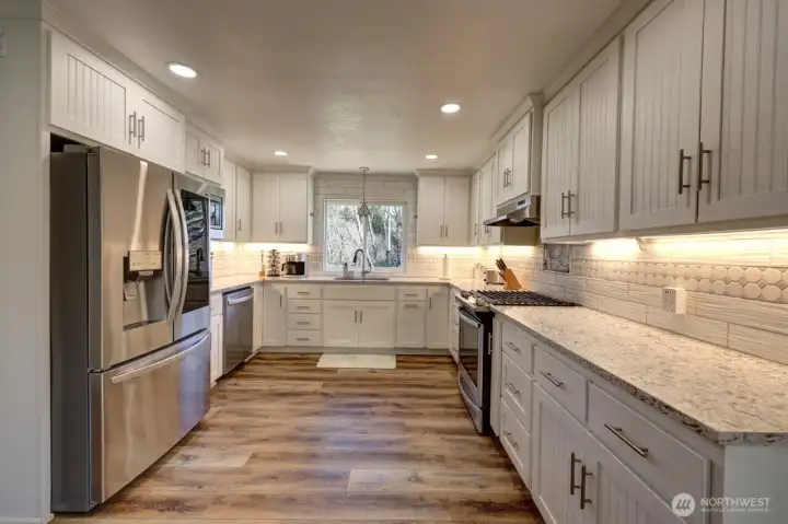 Beautifully remodeled kitchen