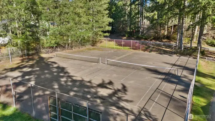 private tennis courts