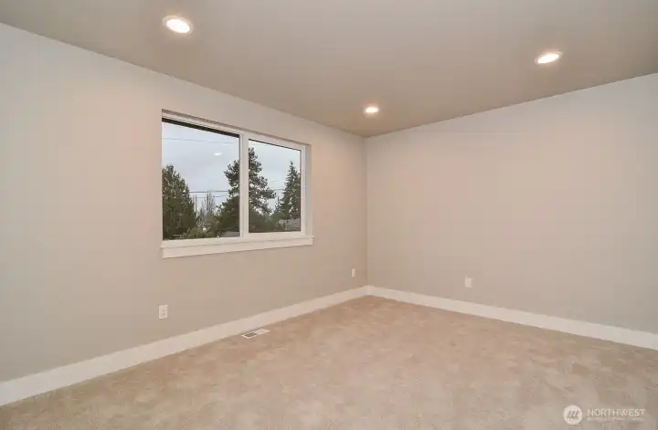 Fourth upper level bedroom. Fourth upper level bedroom.
