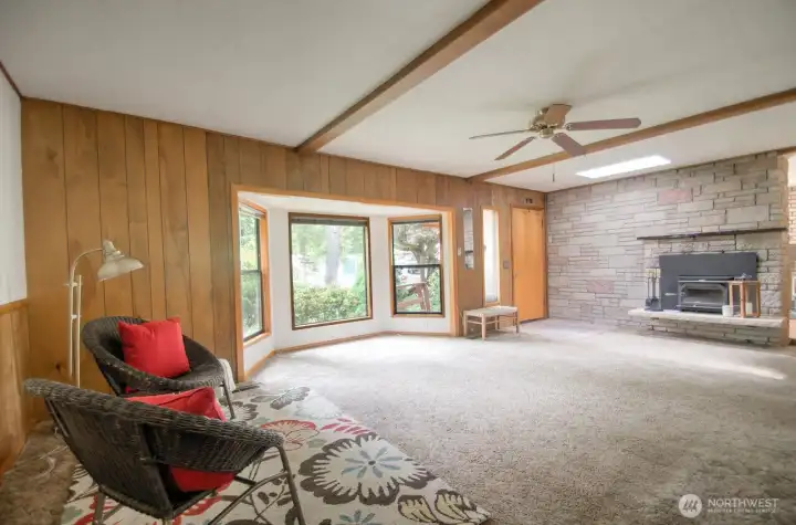 Wrapped ceiling beams too!