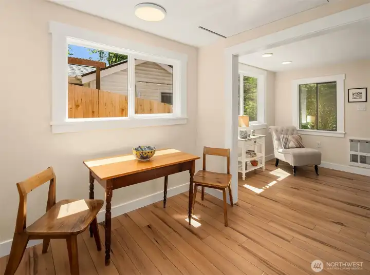 Dining nook off kitchen.