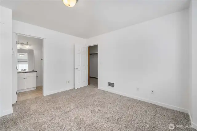Upstairs bedroom with private bathroom and walkin closet