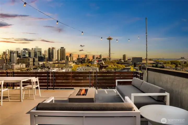 Step onto the rooftop and claim the city — from the Space Needle to the shimmering bay, this deck isn’t just an amenity, it’s a stage for sunsets, starlit gatherings, and quiet moments of awe.
