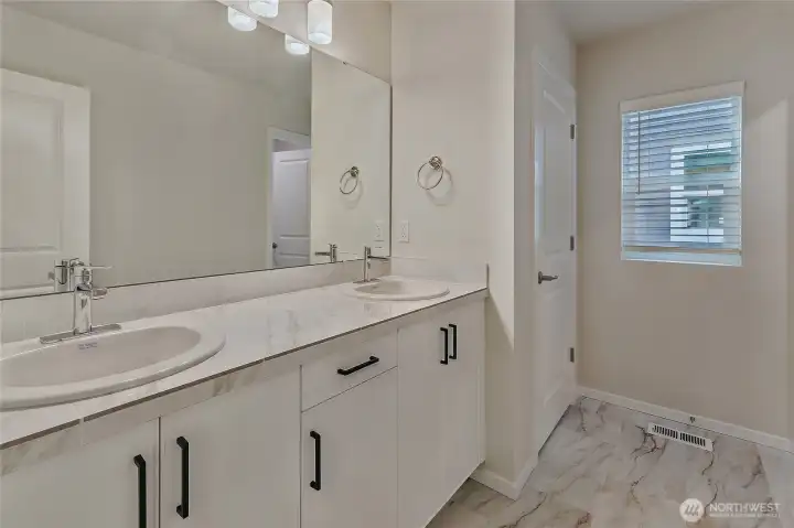 Photos are from a previously built Magnolia plan in the community. They may show a color or upgrade that is no longer available. They do demonstrate the quality materials and attention to detail that you will find in a Rush home.