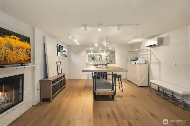 Full sized bonus room...one end currently being used as an artist studio