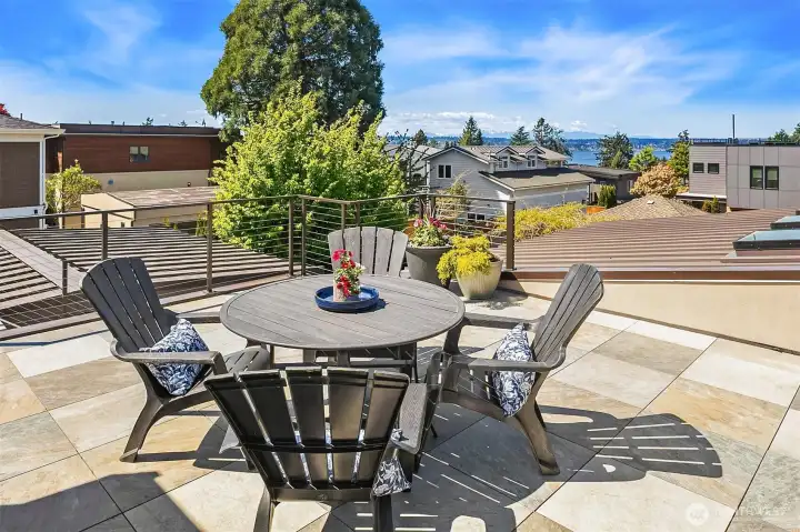 Rooftop dining-entertaining-relaxing!