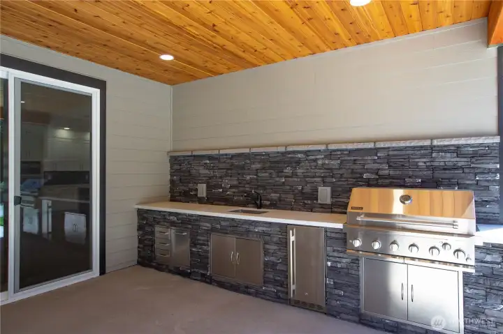 Outdoor kitchen