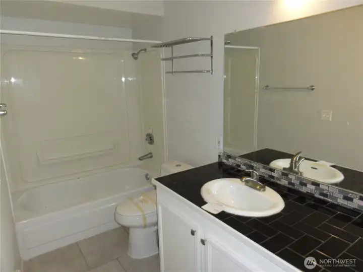 Main bathroom