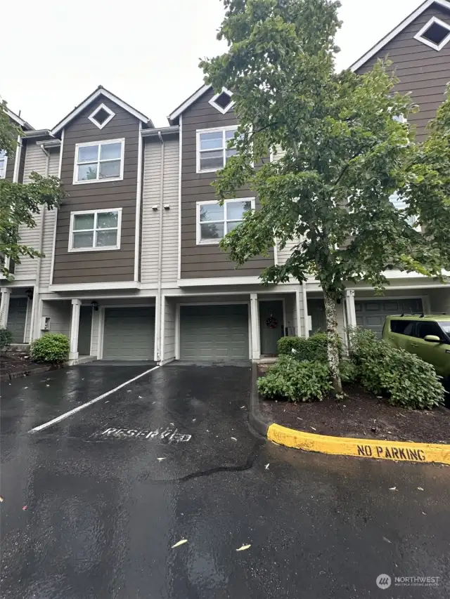 Front view of Townhouse