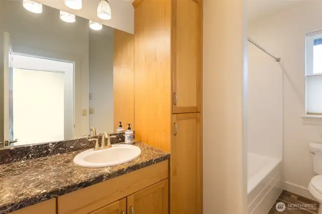 Guest bathrom