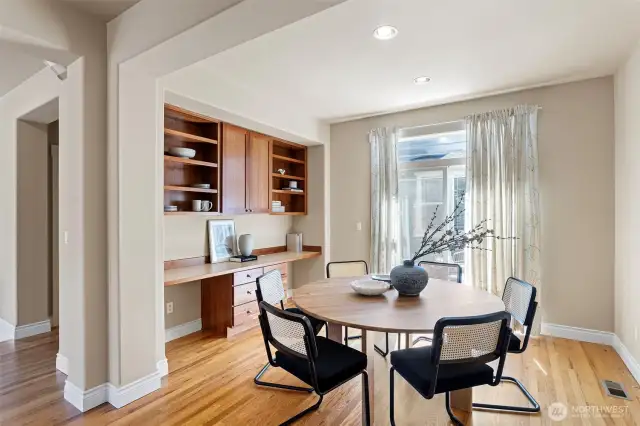 Breakfast nook