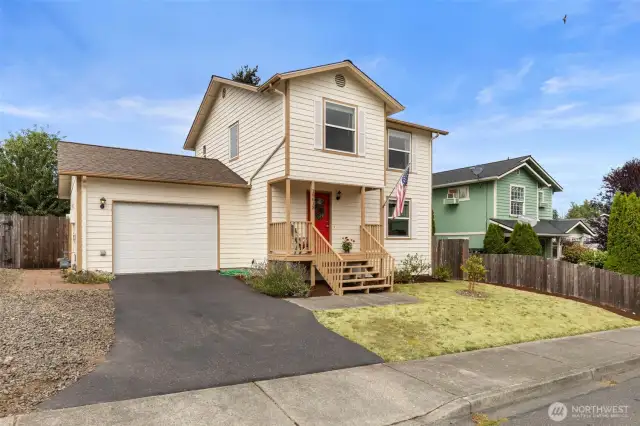 Welcoming covered front porch.