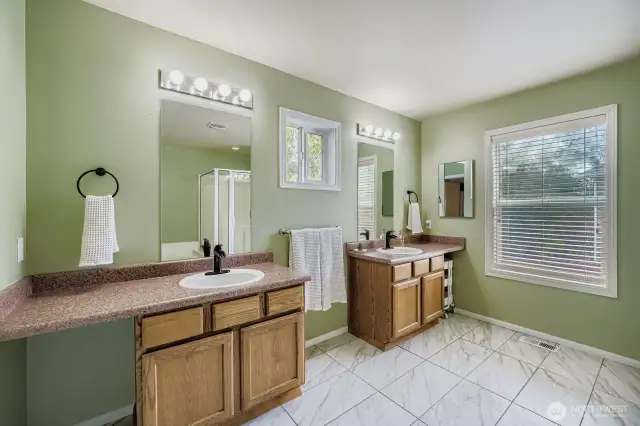 Spacious primary bathroom with dual sink/vanity