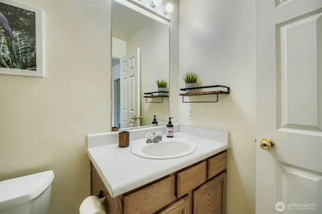 Jr. Suite attached full bath