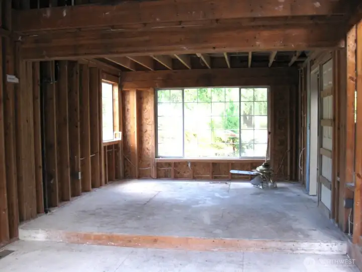 Dining Room area can host large gatherings...the home is designed with an open, circular floor plan