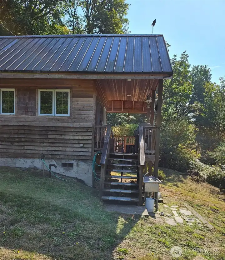 Cabin and deck