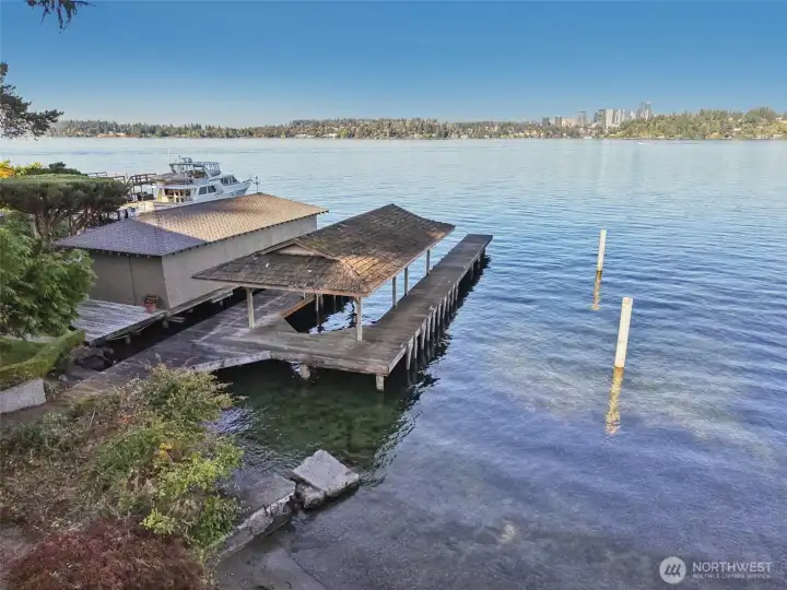 Unobstructed waterfront views showcasing the dazzling Bellevue skyline — where city lights meet serene waters.offering the perfect setting for your dream home.