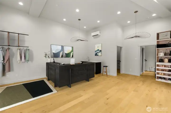 Retail ready! turn the bottom level into your dream business