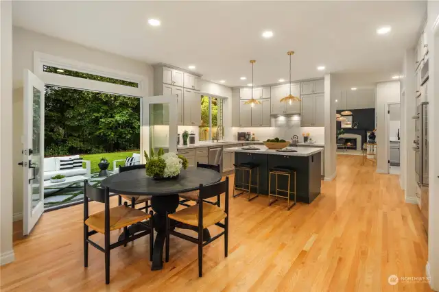 Open Floorplan Between Kitchen, Living Room and Dining