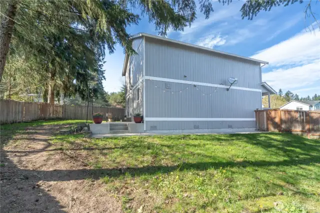 Great fenced backyard