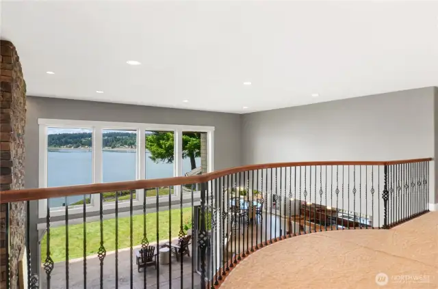 Skywalk looking in to nook & kitchen