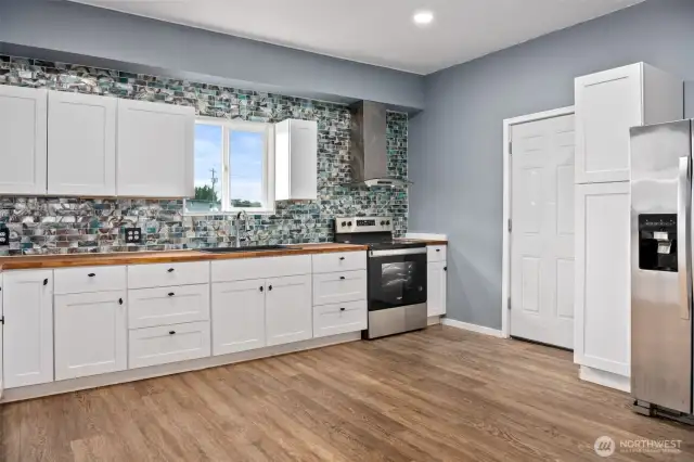 Expansive Updated Cabinetry & Pantry
