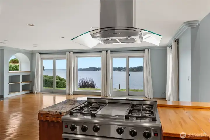 Incredible view while cooking!