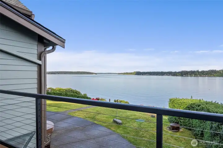 South Tower balcony looking North towards Dana Passage and views looking South capturing MT Rainier!