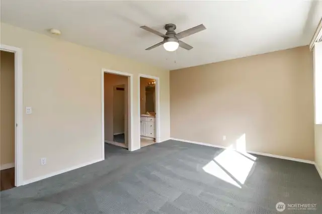 Main Level Primary   En Suite