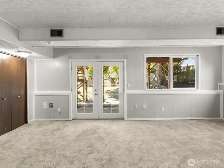 lower level flex space