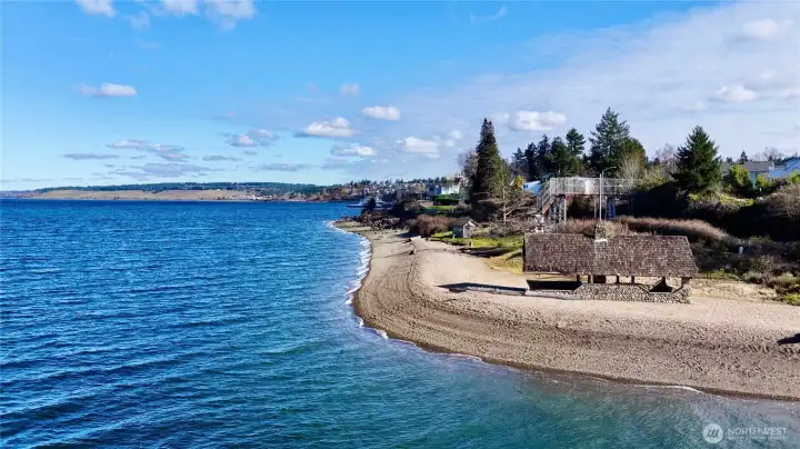 Chambers Bay Golf Course in the distance, but just 10 minute drive