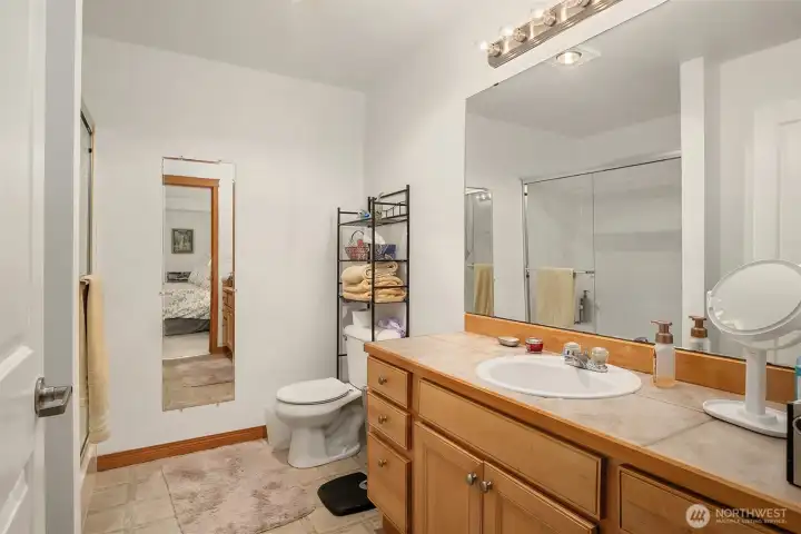 Primary en suite, with an oversized walk-in shower