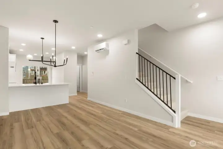 Photographs are for illustrative purposes only. Features, finishes, interior/exterior colors, landscaping and floorplan shown may vary from actual homes built