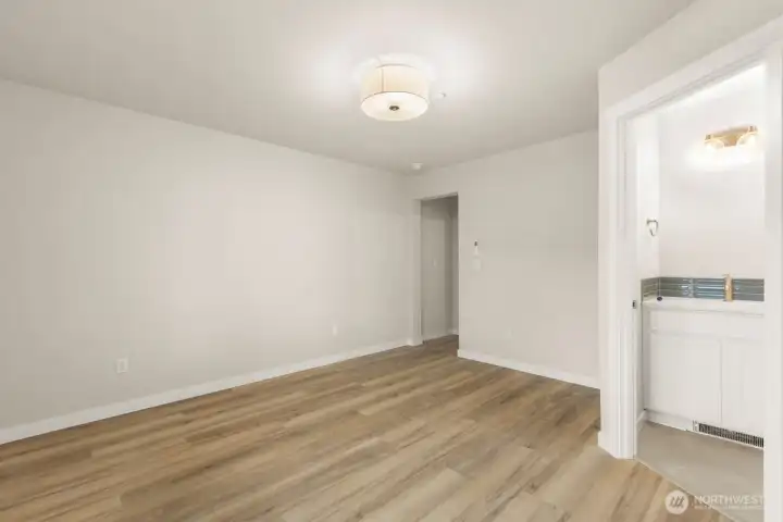 Photographs are for illustrative purposes only. Features, finishes, interior/exterior colors, landscaping and floorplan shown may vary from actual homes built